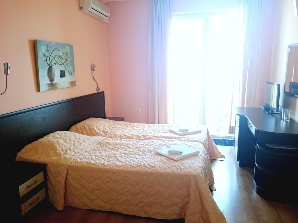 Bona Dea Club Hotel Sveti Vlas Habitación foto