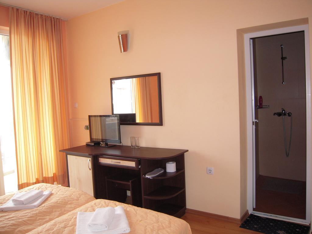 Bona Dea Club Hotel Sveti Vlas Habitación foto