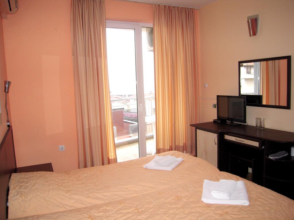 Bona Dea Club Hotel Sveti Vlas Habitación foto